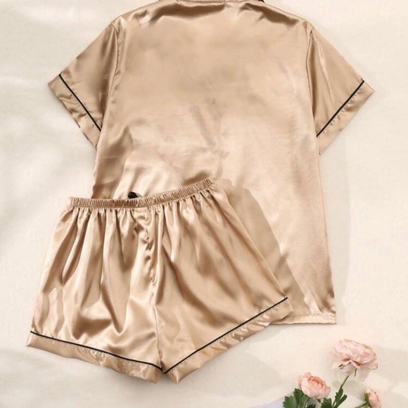 Women's Satin Pajama Set - Gold Size 12 XL - Picture 2 of 8